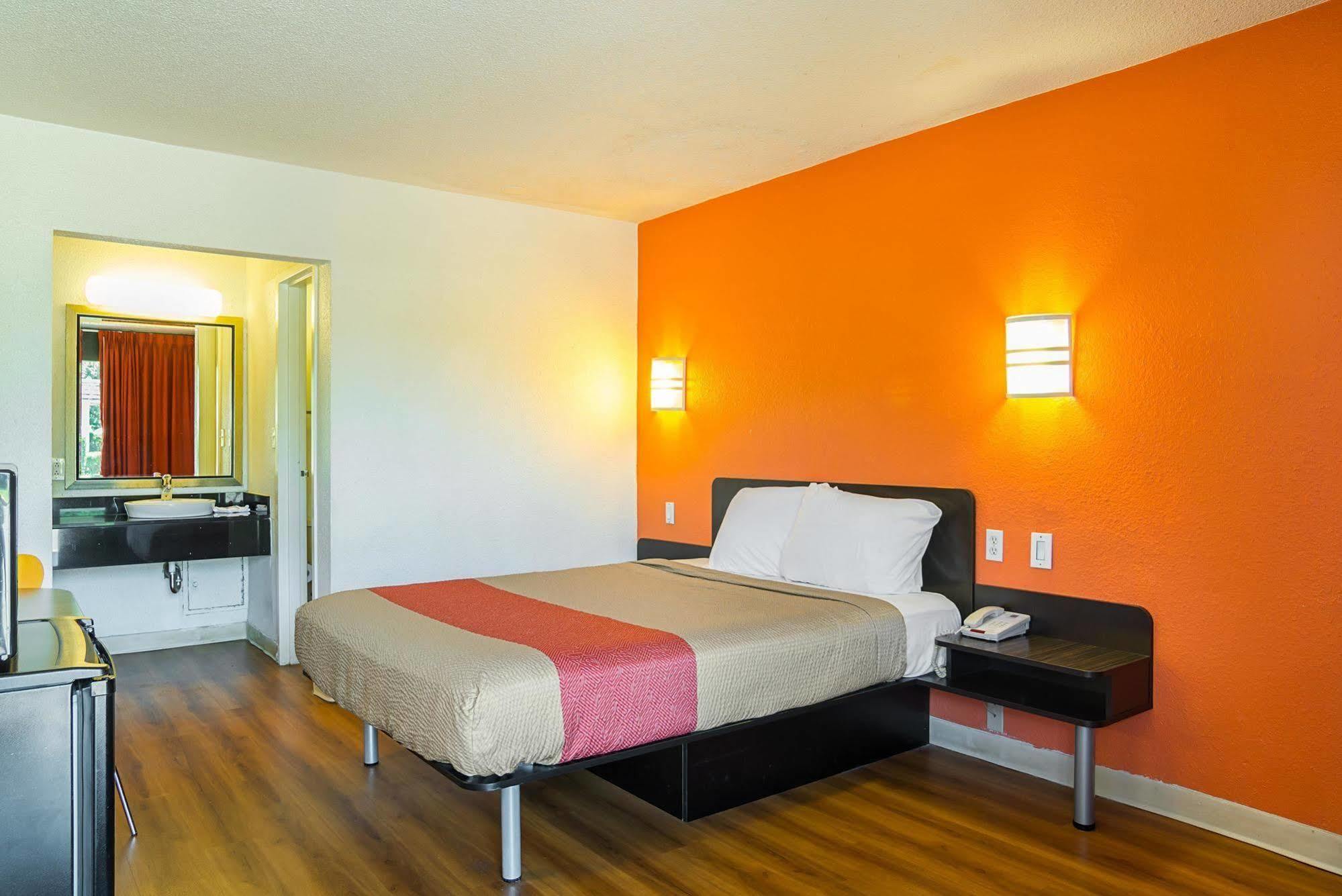 Motel 6-Little Rock, Ar - West Екстер'єр фото
