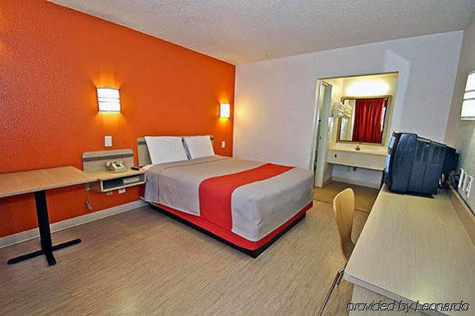 Motel 6-Little Rock, Ar - West Екстер'єр фото